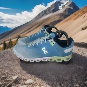 ON Running Cloudflow Women's Size 9 Running Shoes‎ Niagara  Meadow 35.99033 Gym